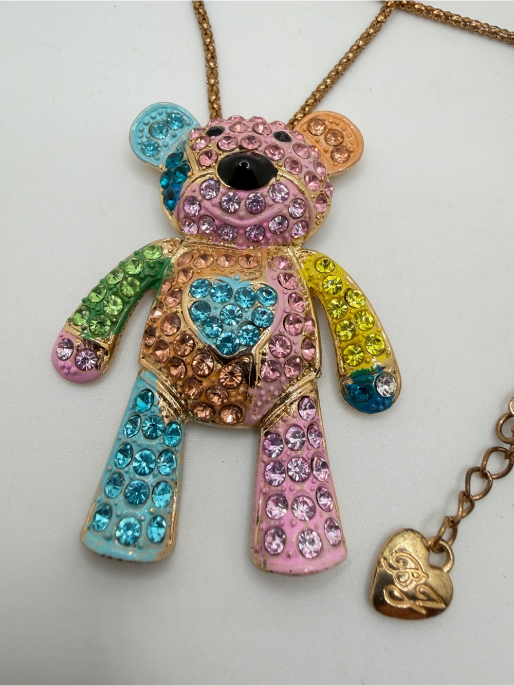 24" BETSEY JOHNSON Pastel Shades Rhinestone bear necklace! - Picture 11 of 17